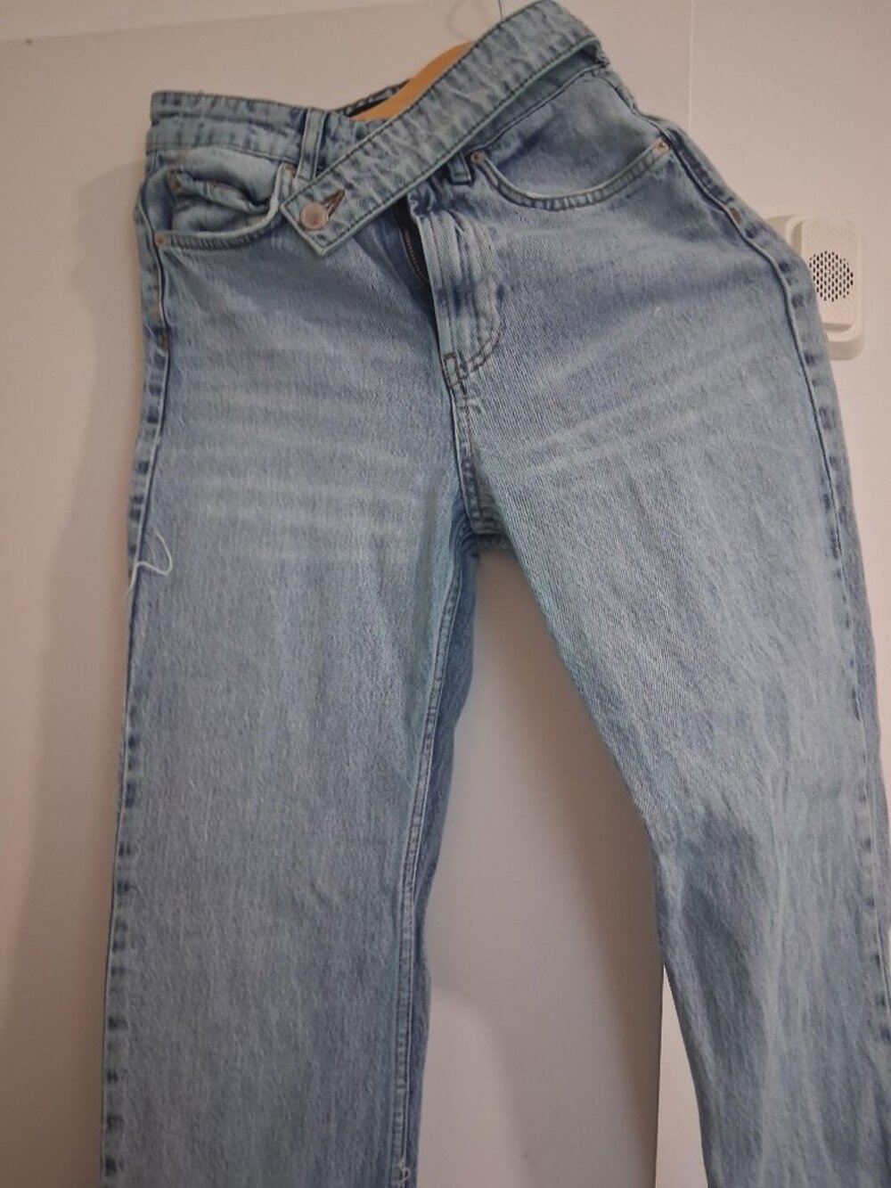 jeans - Picture 2 of 3